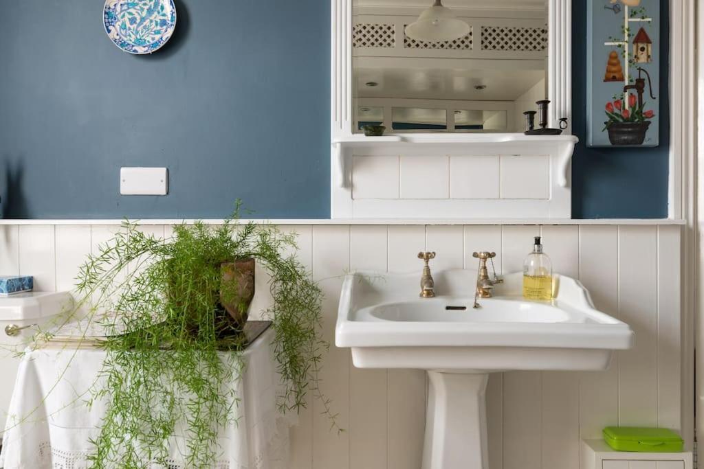 Four Bedroom Townhouse In Famous Suffolks Area Cheltenham Luaran gambar