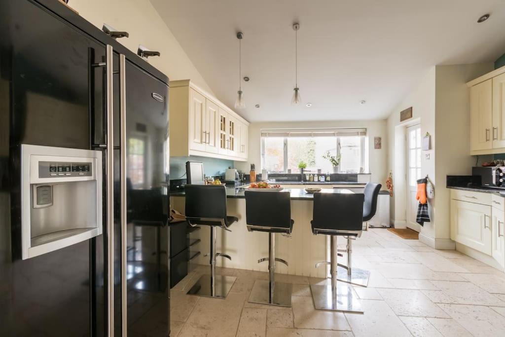 Four Bedroom Townhouse In Famous Suffolks Area Cheltenham Luaran gambar