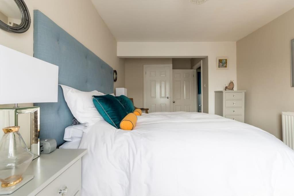 Four Bedroom Townhouse In Famous Suffolks Area Cheltenham Luaran gambar